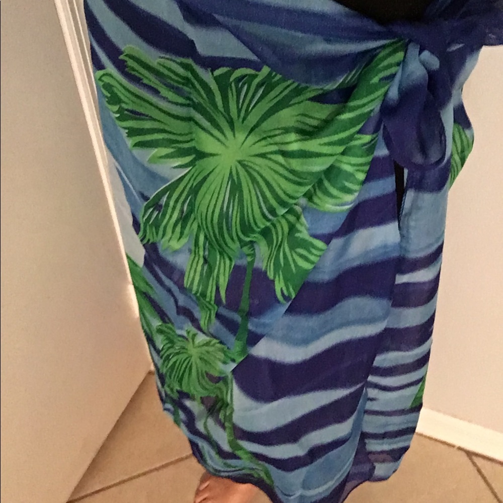 SOLDSarong